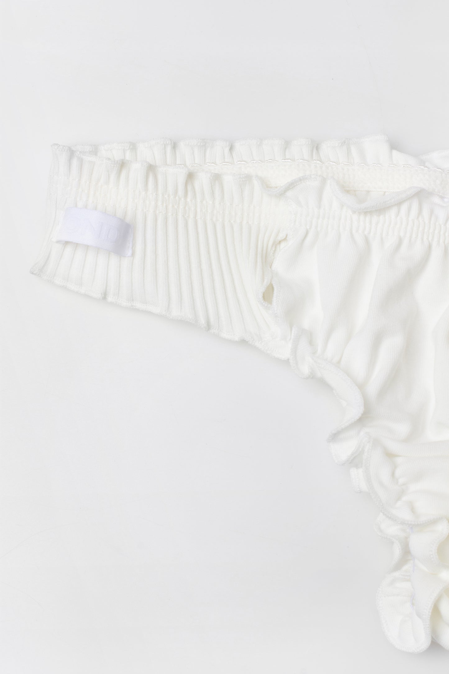 Wavy Tanga in White