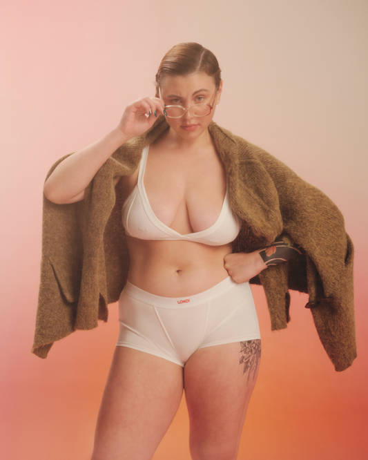 Soft Boyshorts in White