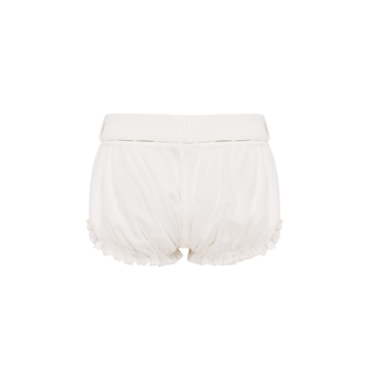 White shorts with elastic waistband and gathered legs