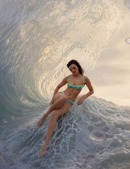 Bikini top with wave in mint
