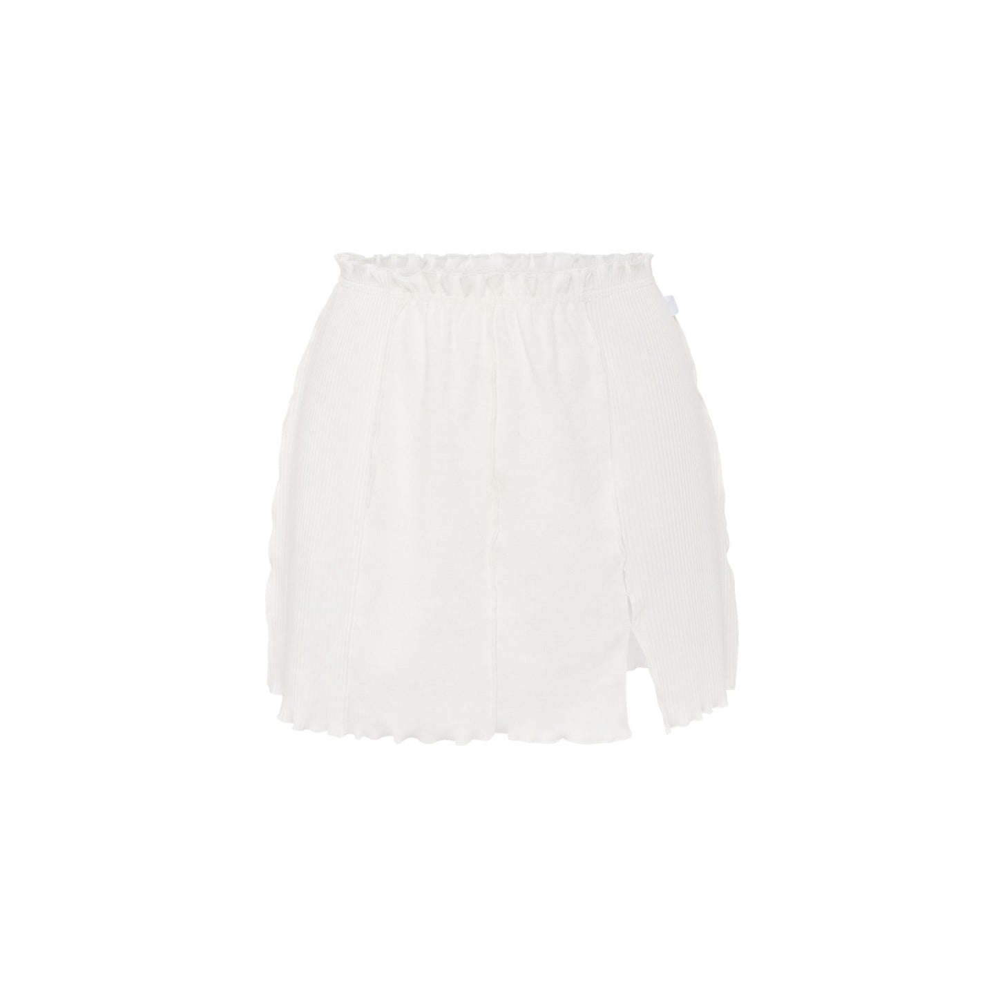 White wavy skirt with elastic waistband and ruffled, scalloped hem