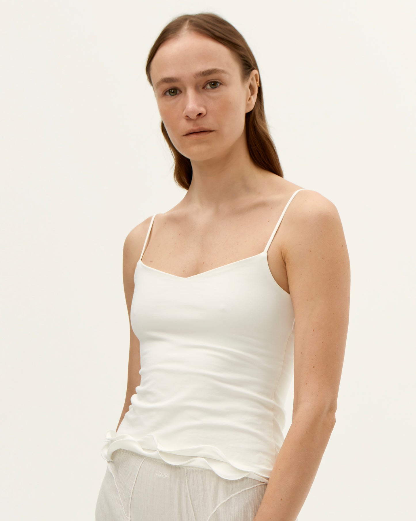 Double Tank with Waves in White